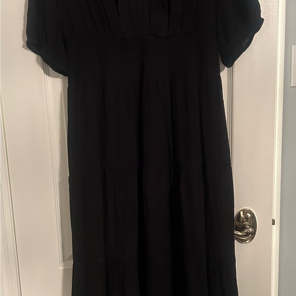 Black align dress with elastic waist, short sleeves and V-neck size L - Picture 2 of 4